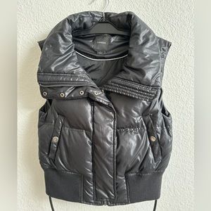 EXPRESS down feather filled vest | size Large | Pre-owed